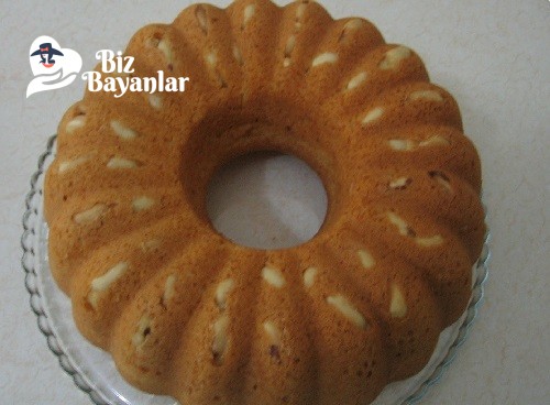 Portal Sulu Fıstıklı Kek Tarifi